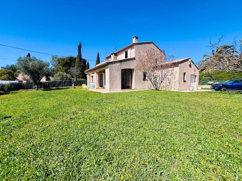 Maison Familiale de Vacances à Sanary-sur-Mer House in Sanary-sur-Mer