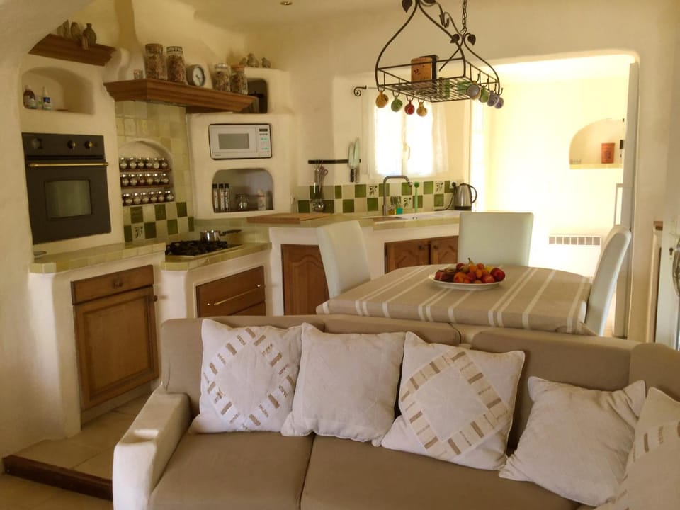 Communal kitchen