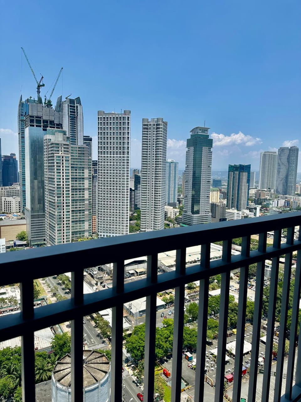 Fame Residences 1BR Condo Smart TV with Netflix Apartment hotel in Mandaluyong