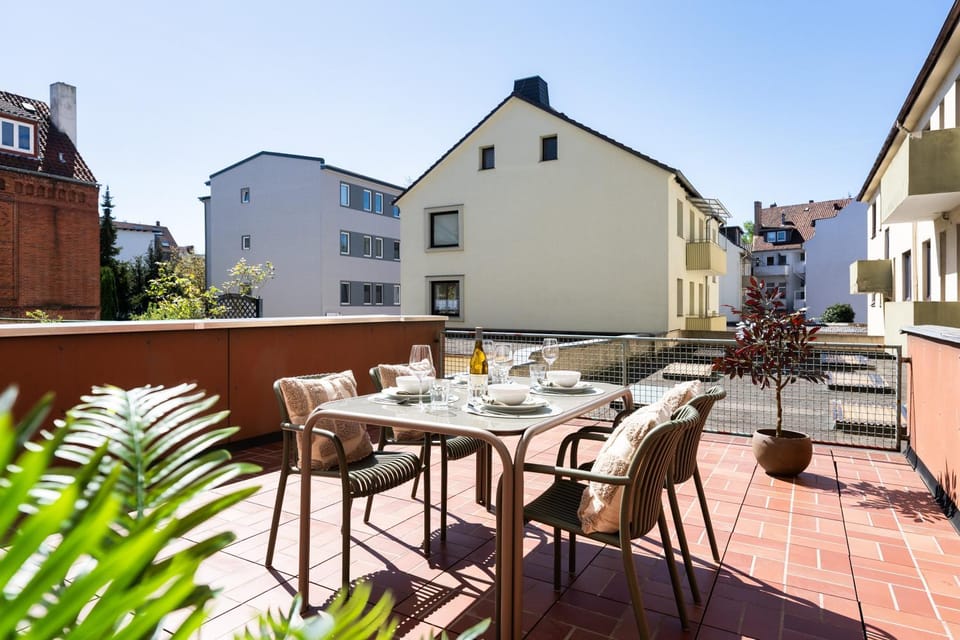 Balcony/Terrace, Dining area