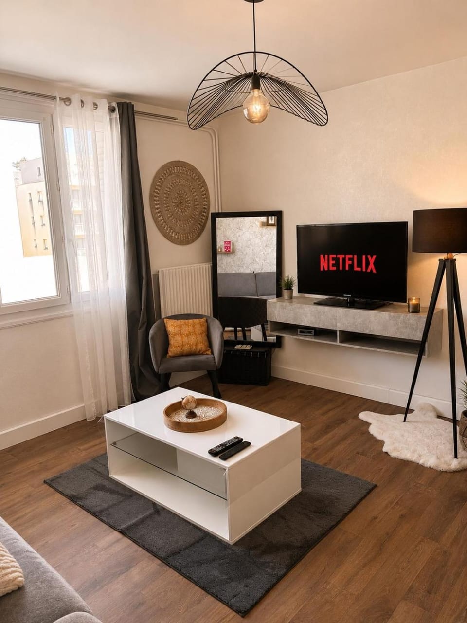 Communal lounge/ TV room