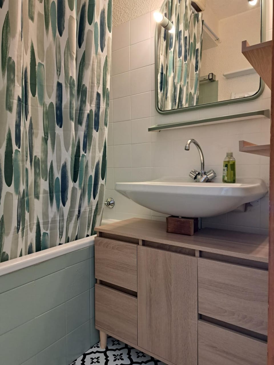 Bathroom, hair dryier