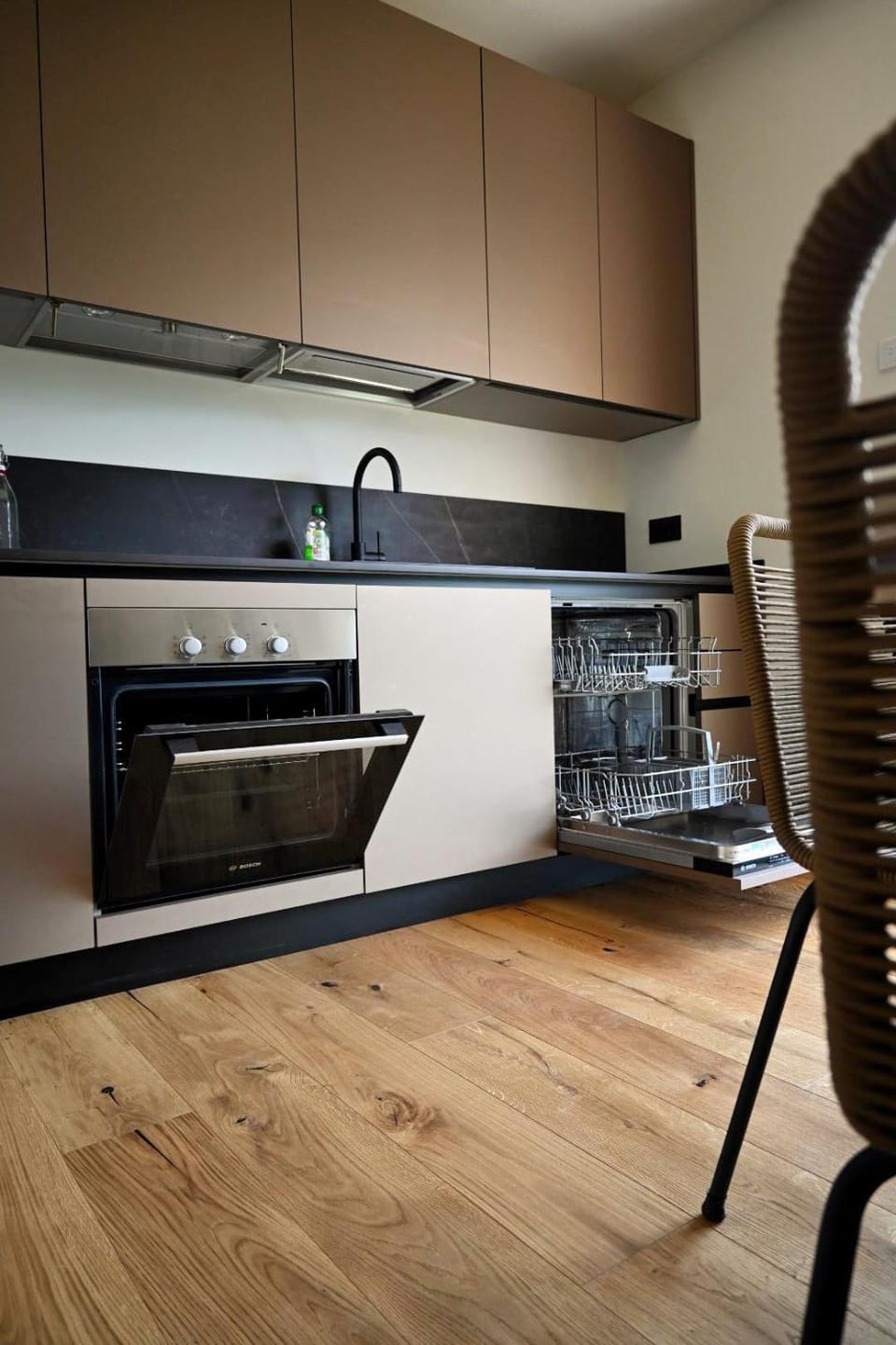 Kitchen or kitchenette, dishwasher, stove, kitchen