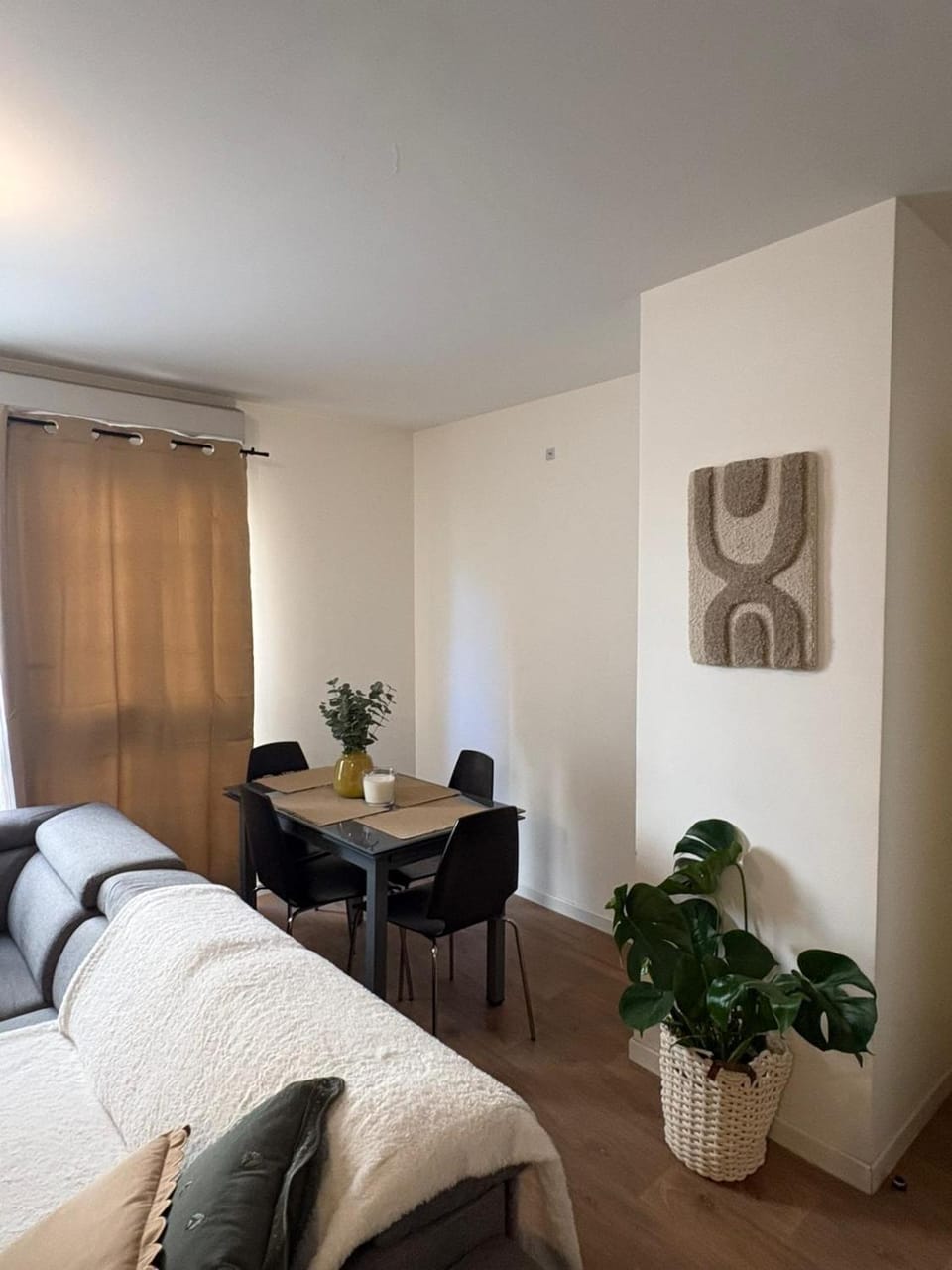 Appartement T2 tout confort RER Chenay Gagny Apartment in Gagny