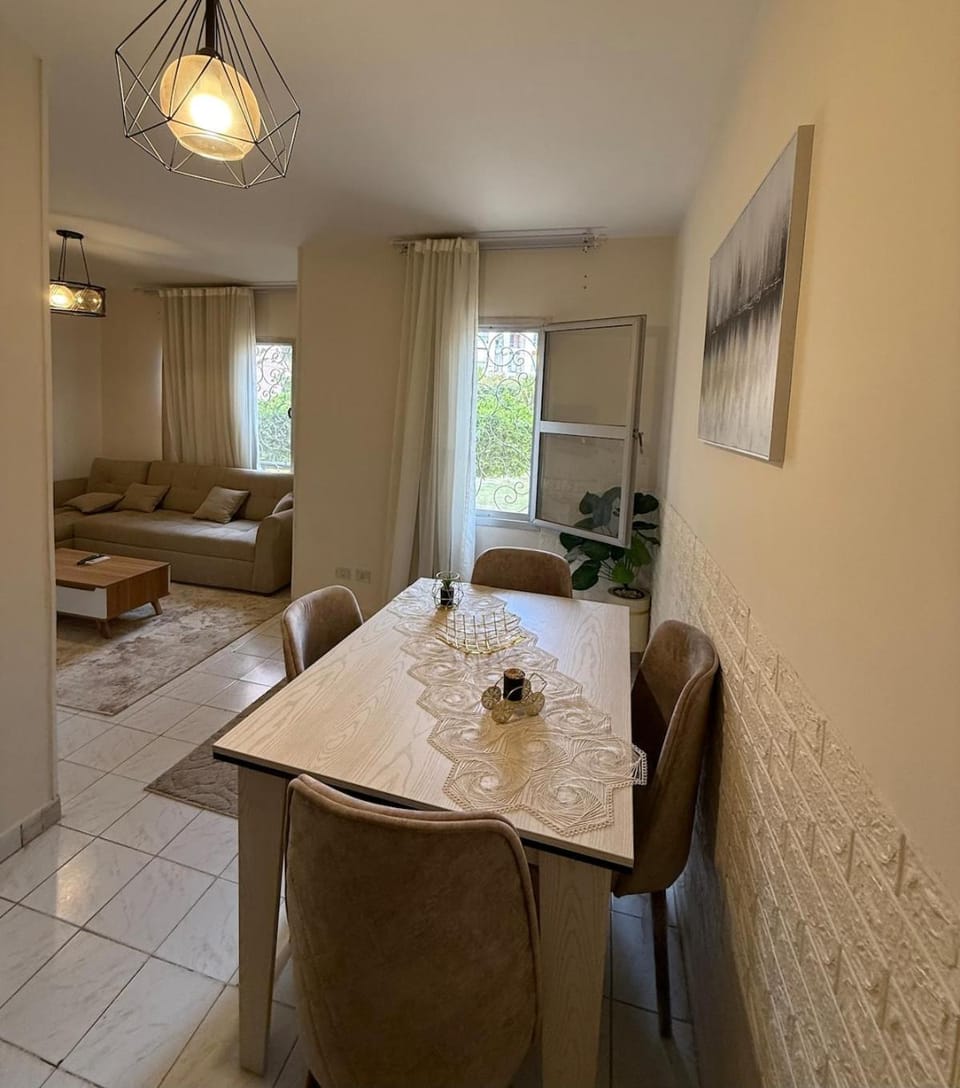 Cozy 2BR Apartment in Rehab City near old market Apartment in New Cairo City