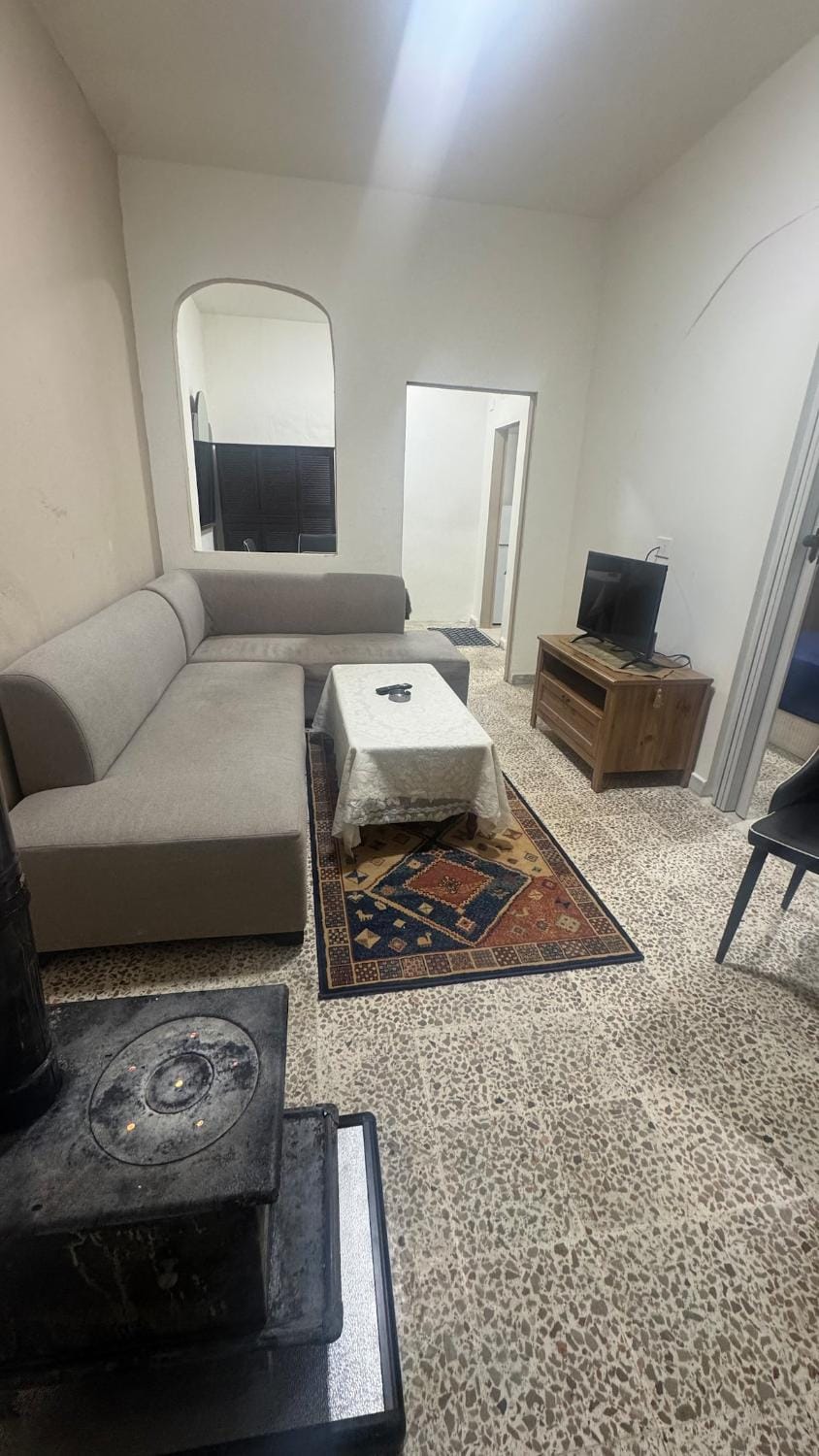 Kleyaat- Cozy Small House In the heart of keserwen Apartment in Africa