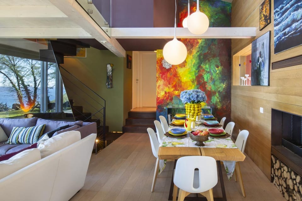 Communal lounge/ TV room, Living room