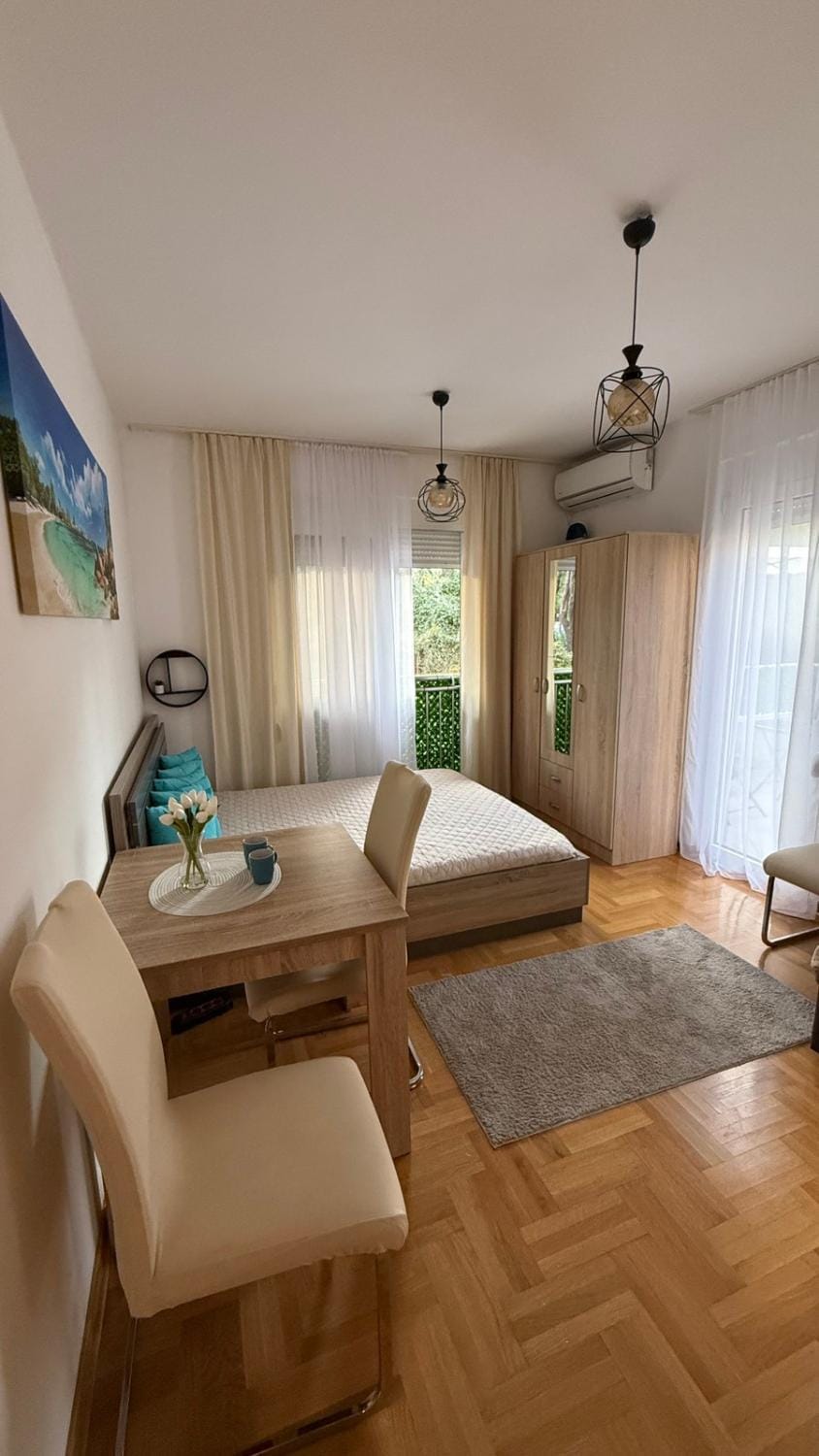 Bonaca Studio - Free private parking Apartment in Budva
