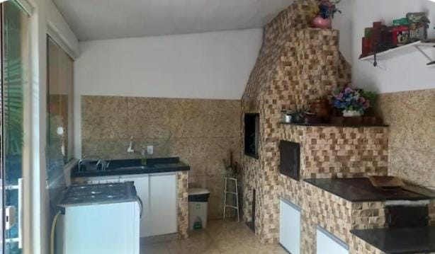 Casa Refúgio Verde no coração de Santa Felicidade House in Curitiba