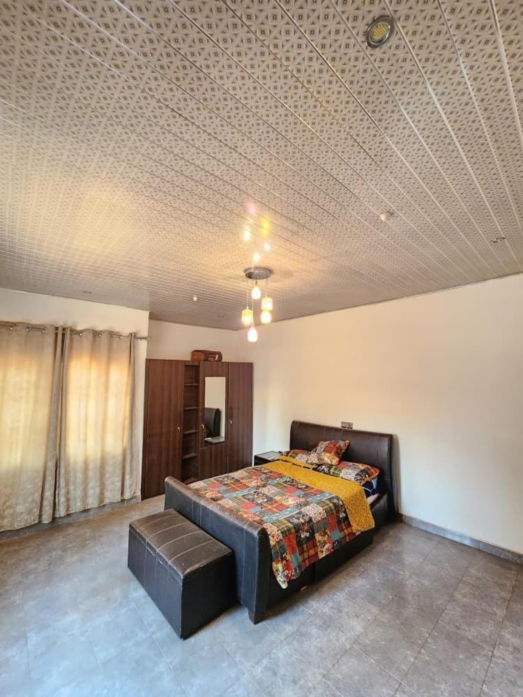 S & J Lodge with high speed Starlink WiFi Vacation rental in Ghana