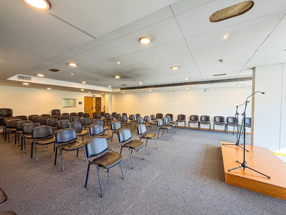 Meeting/conference room