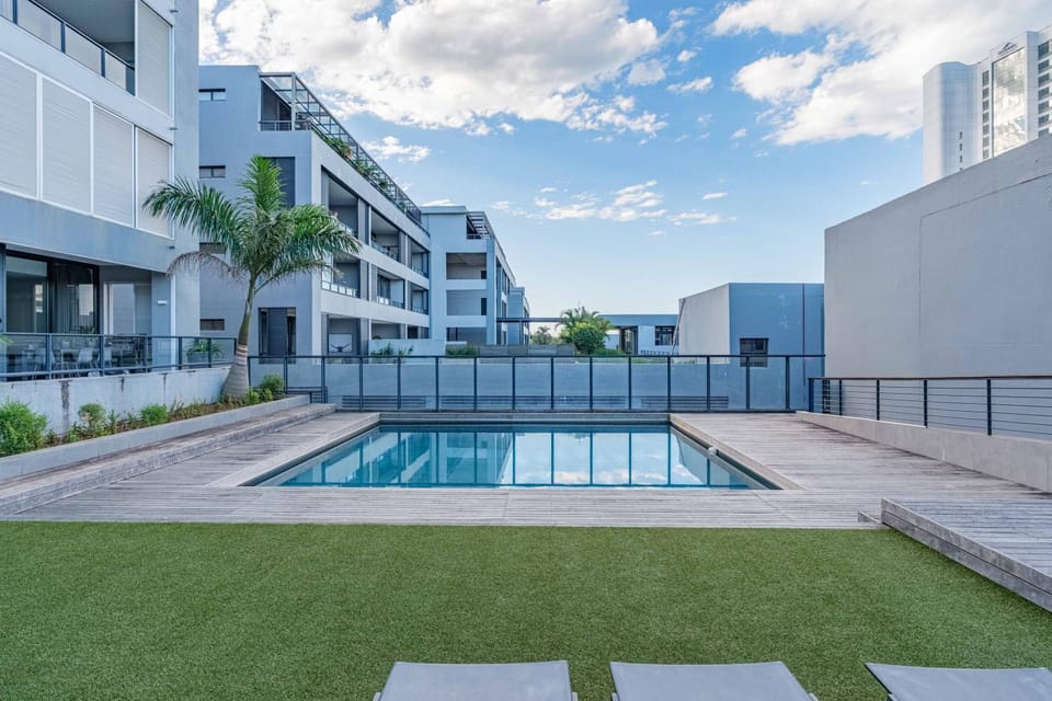 Pool view, Swimming pool, Swimming pool, sunbed