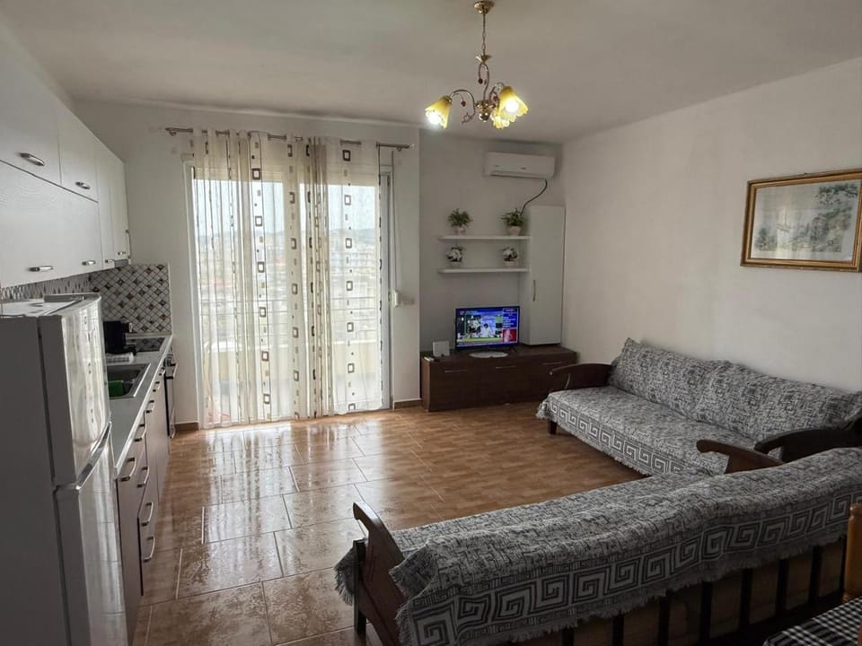Living room, Seating area, Evening entertainment