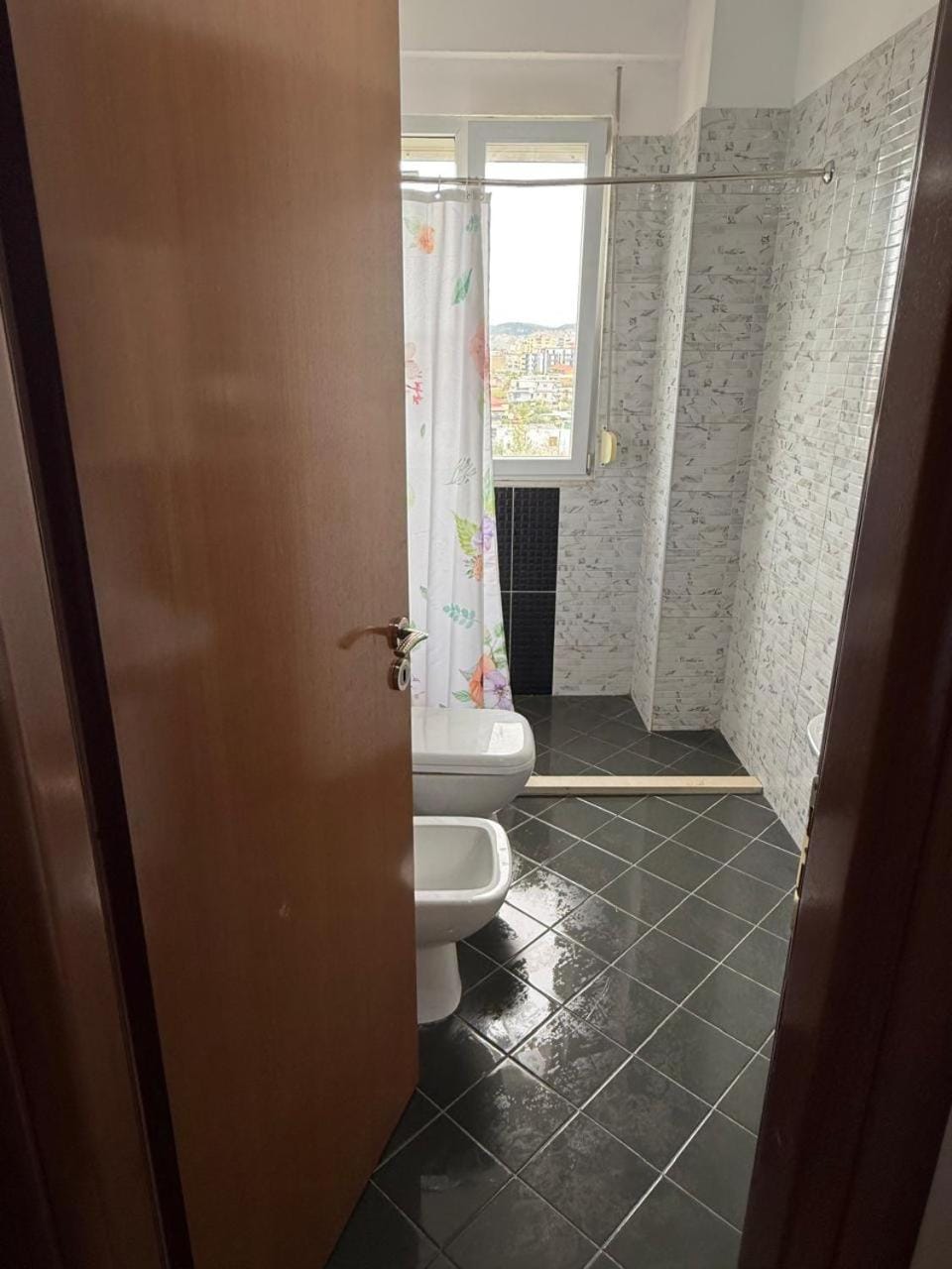 Shower, Toilet, Bathroom, bidet