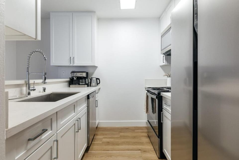The Sea Atelier Apartment in Santa Monica