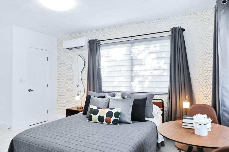 Eliot 6 studio Apartment in Miami