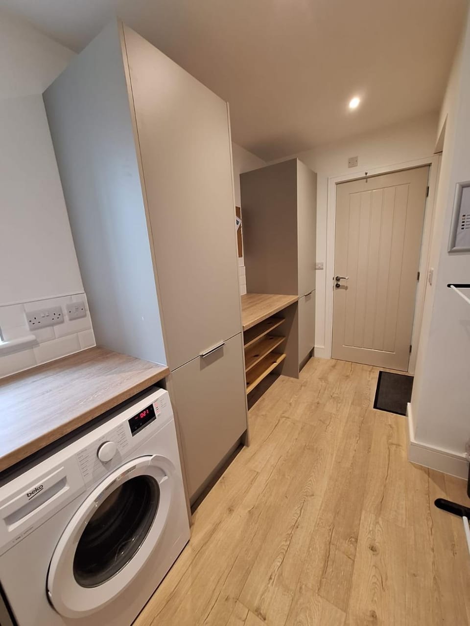 Contractor House l Family l Groups l Free Parking House in Huddersfield