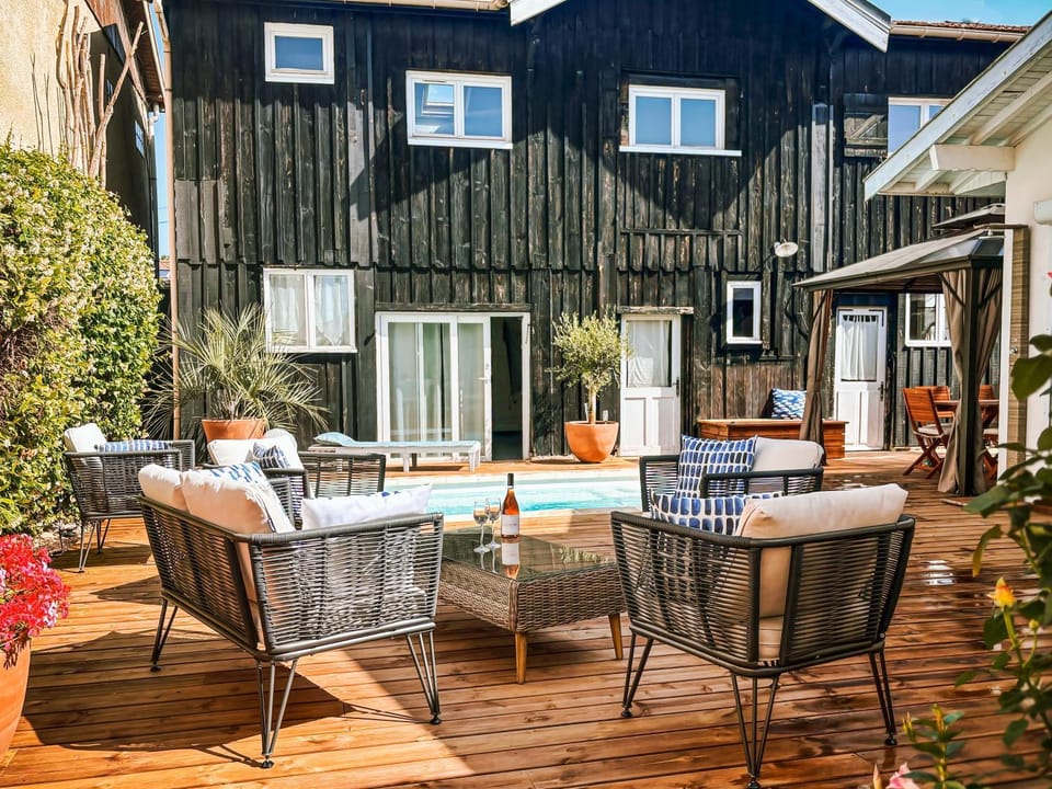 Patio, Swimming pool