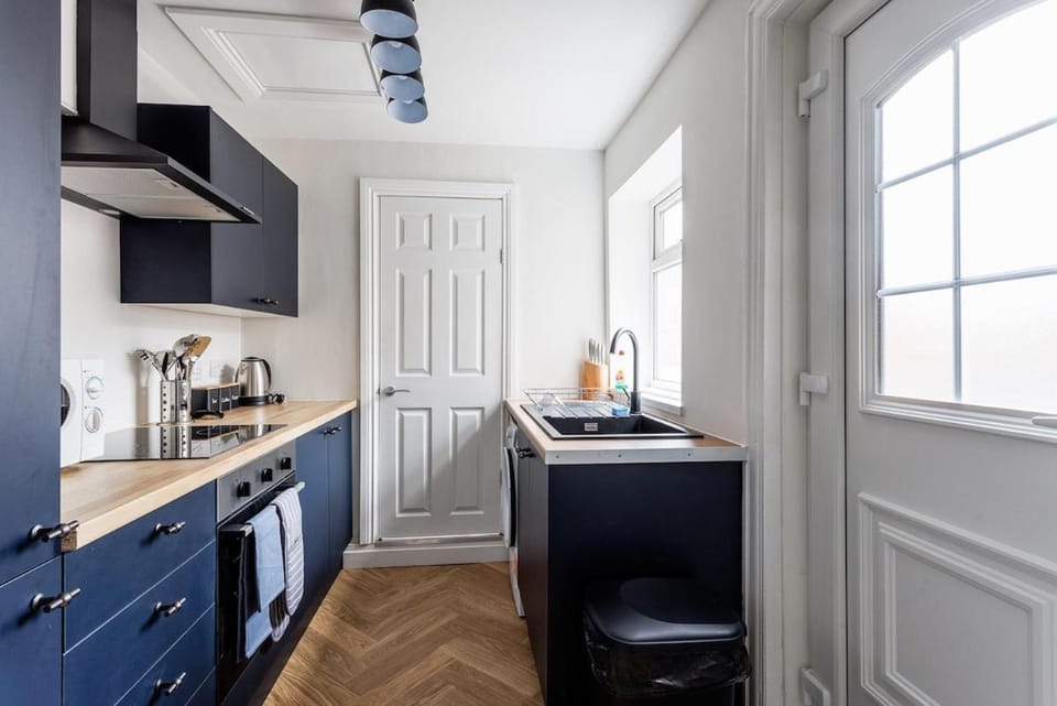 3 Bedroom House By Cozy Quarters Property Management Contractors Accommodation Seaham Near Sea House in England