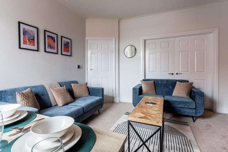 3 Bedroom House By Cozy Quarters Property Management Contractors Accommodation Seaham Near Sea House in England