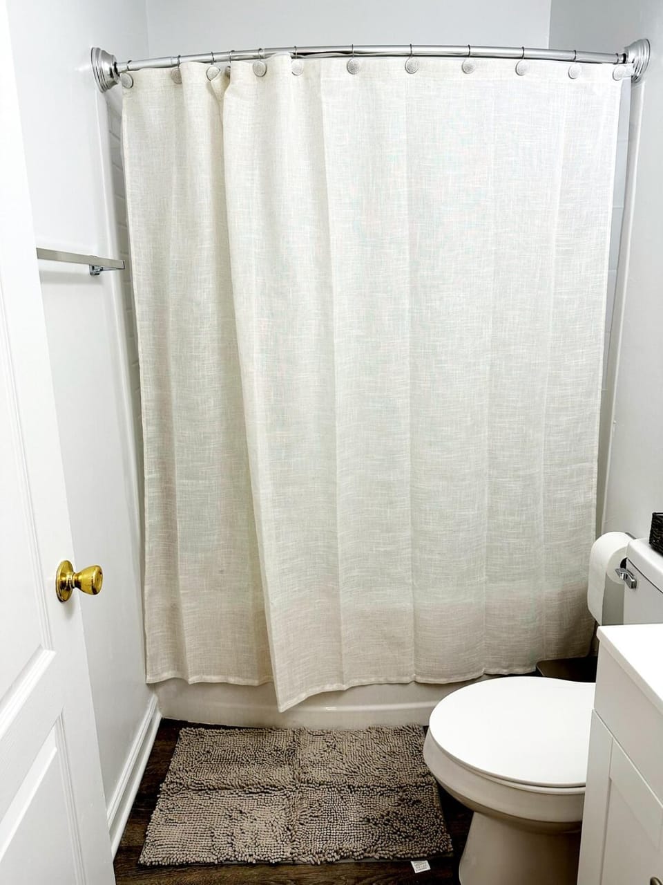 Newnan Gem Down Town Apartment in Newnan