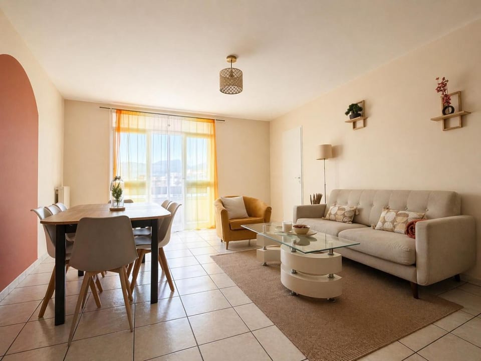 Living room, Dining area
