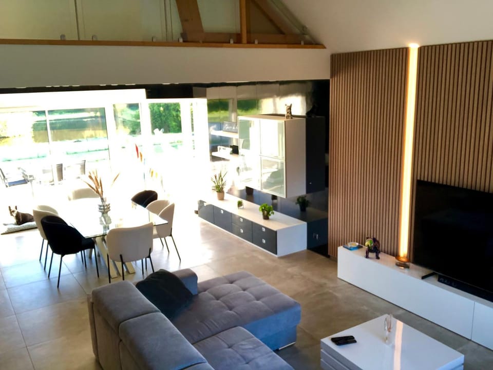 Chambre circuit 24 h du Mans Villa in Pays de la Loire