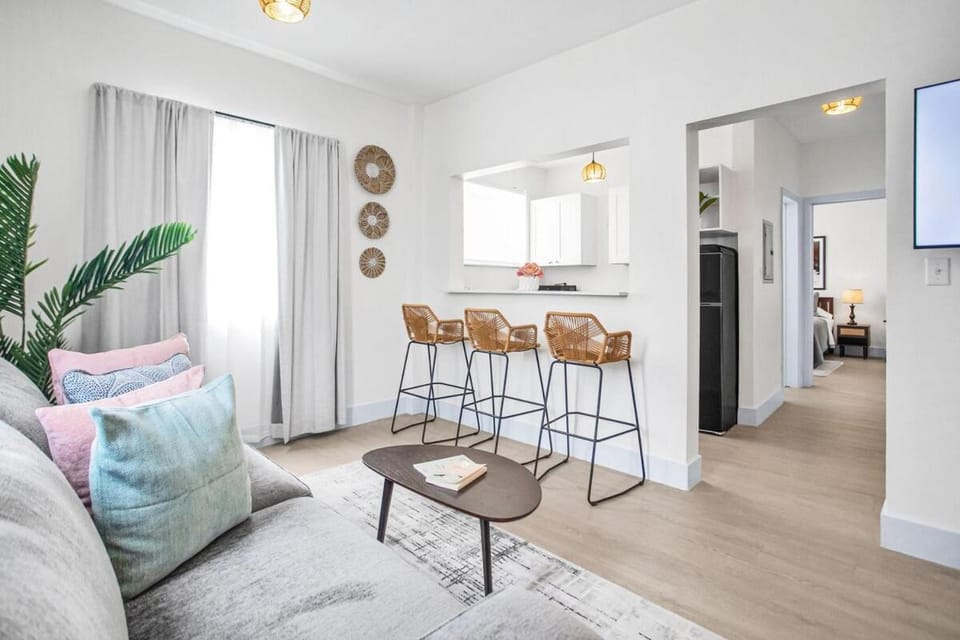 Stylish and spacious apartment near Brickell #4 Apartment in Coral Gables