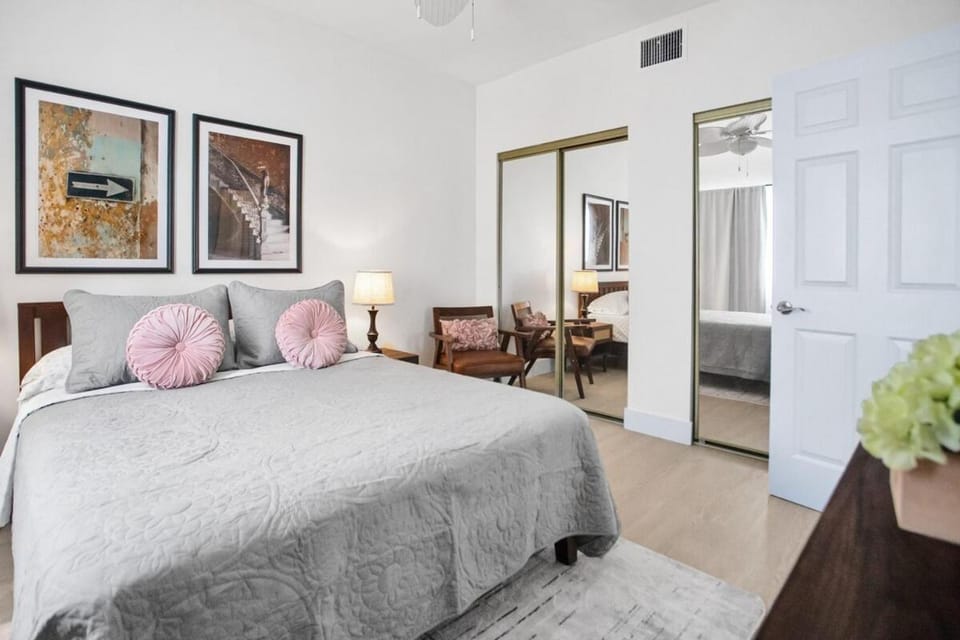 Stylish and spacious apartment near Brickell #4 Apartment in Coral Gables