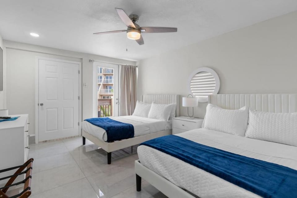 Bahia Mar Stylish Coastal Stay Steps to the Ocean Apartment in South Padre Island