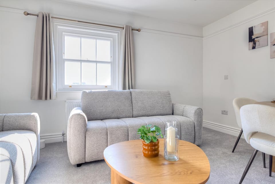 7 Clarendon Place Apartment in Maidstone