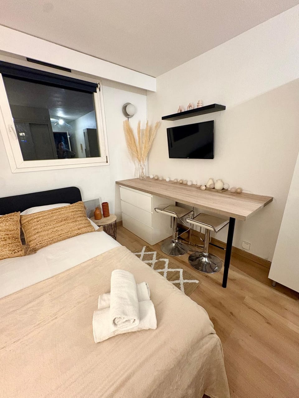 Cosy Lyon Berthelot Apartment in Lyon