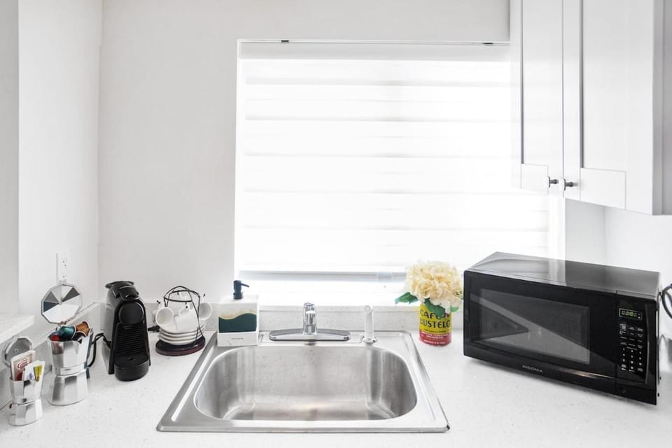 Stylish and spacious apartment near Brickell #6 Apartment in Coral Gables