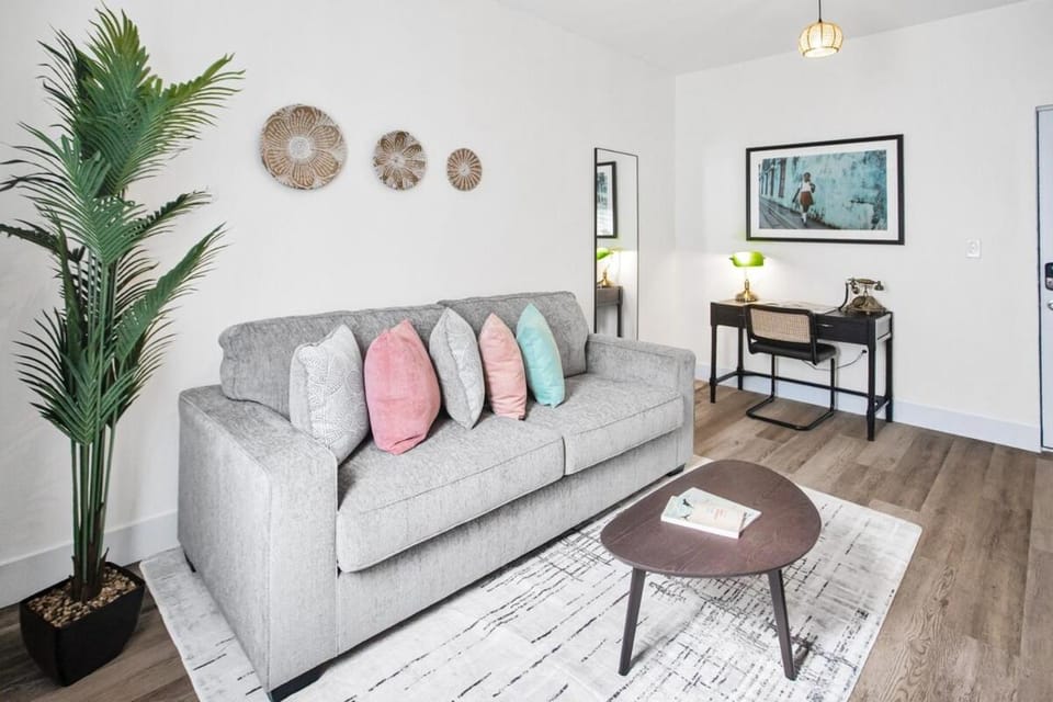 Stylish and spacious apartment near Brickell #7 Apartment in Coral Gables