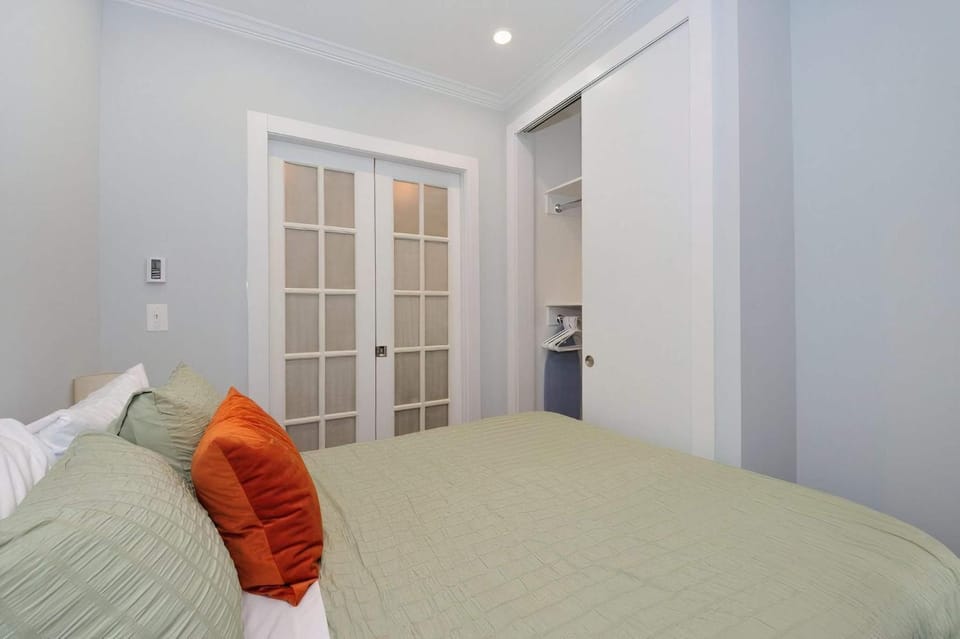 The Jayden Vibe 8684 Apartment in Roosevelt Island