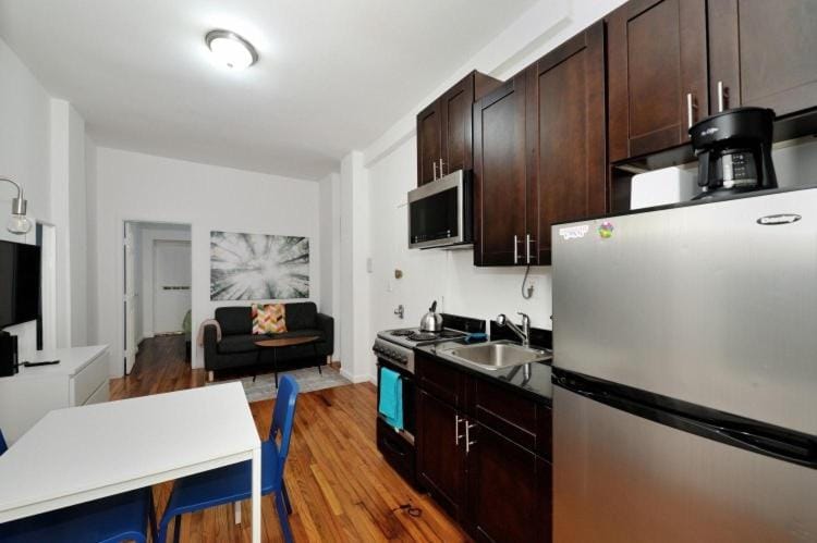The Arthur III Vibe 8675 Apartment in Upper East Side