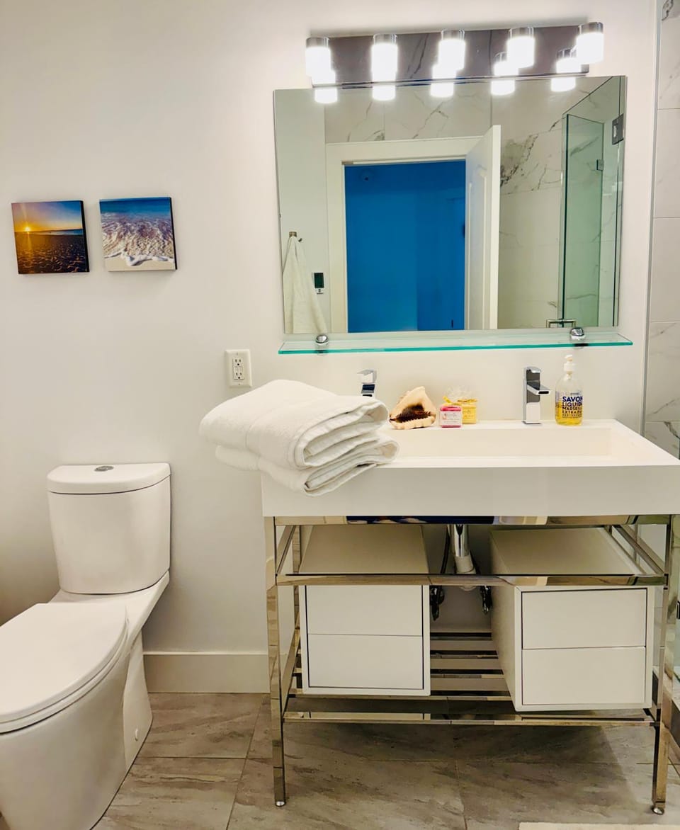 Lakeview Bed and Breakfast Bed and Breakfast in Kelowna