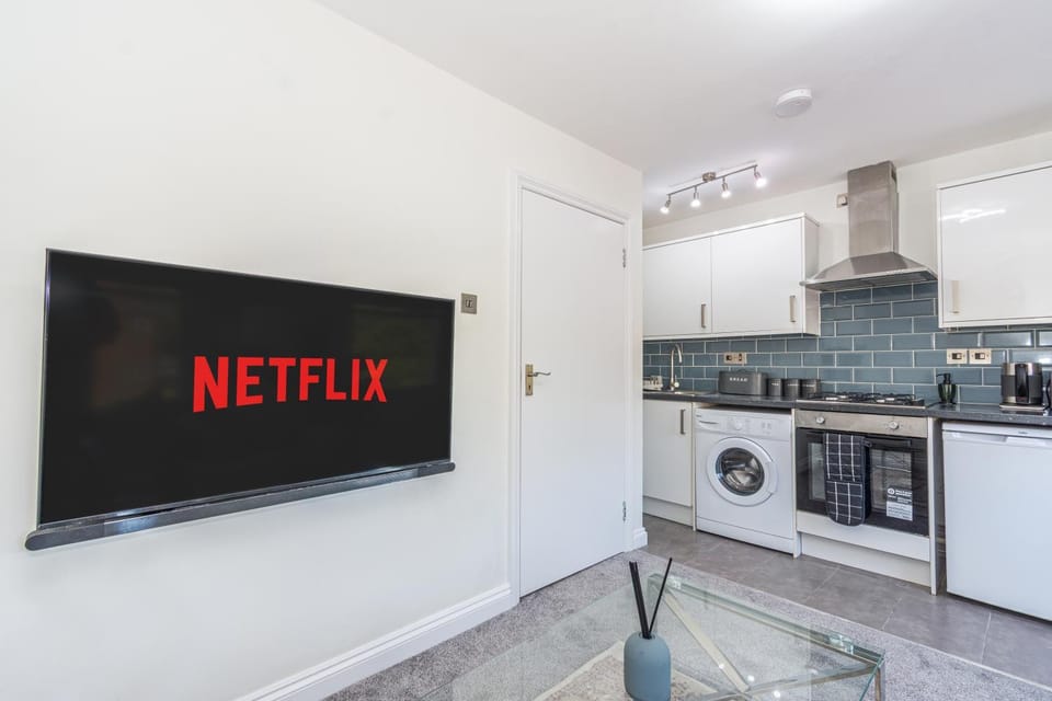 TV and multimedia, Living room, Entertainment