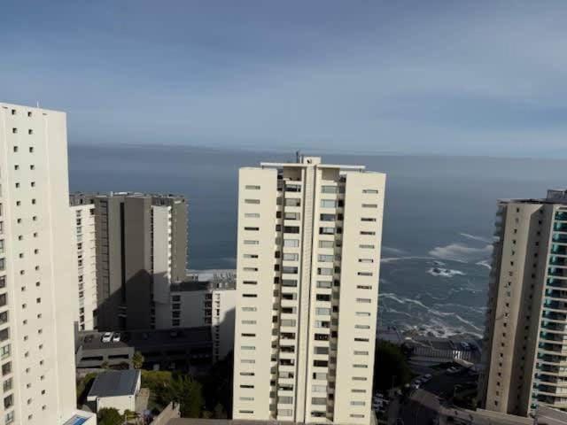 HOM I Parking I Vista al Mar I Gym I Playa I 4Pax Apartment in Vina del Mar