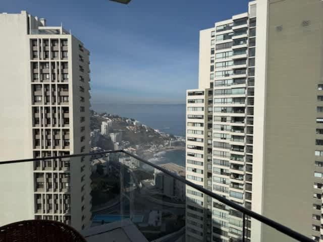 HOM I Parking I Vista al Mar I Gym I Playa I 4Pax Apartment in Vina del Mar