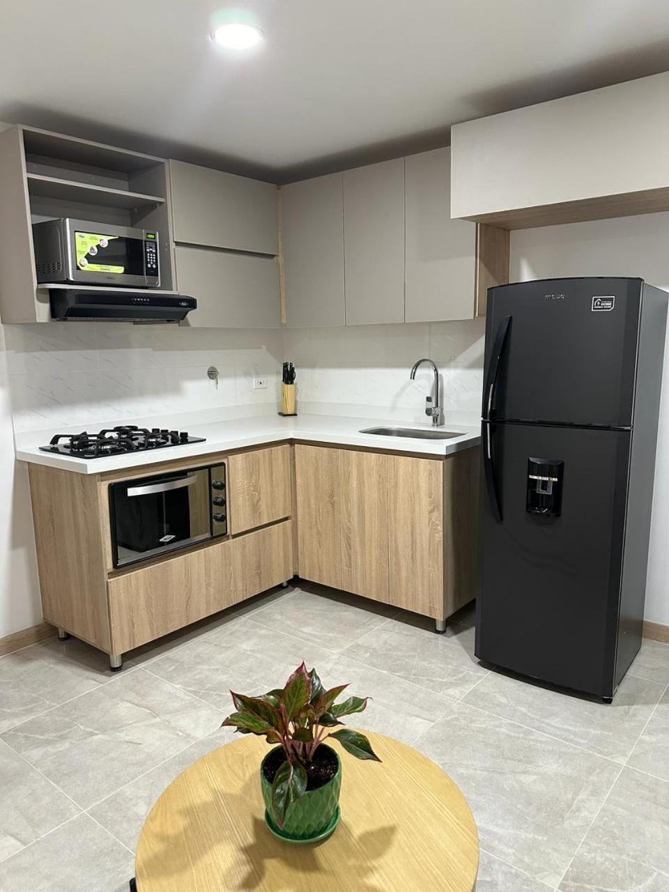 Kitchen or kitchenette
