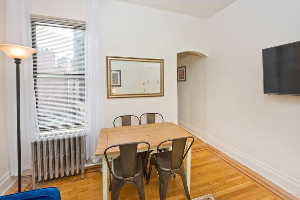 The Beacon II Vibe 8605 Apartment in Upper West Side
