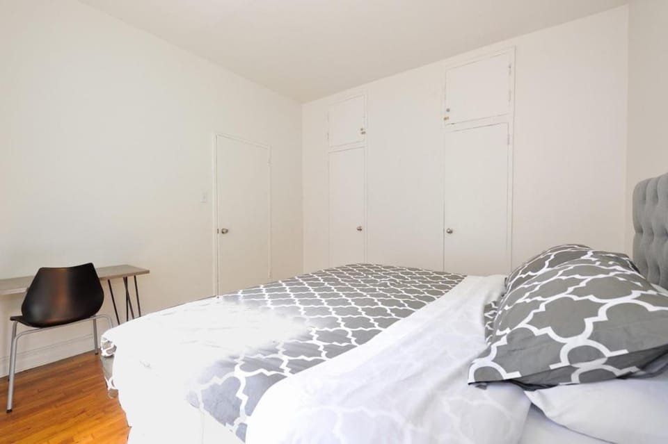 The Columbus Vibe 8595 Apartment in Upper West Side