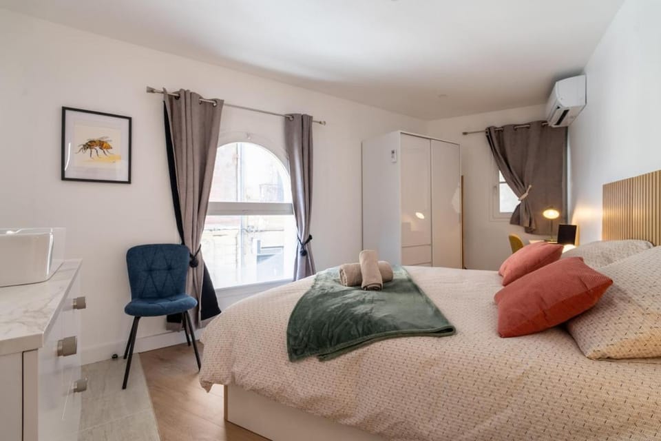 Séjour DUO parfait, Plein Centre, avec Parking privé & Climatisation Apartment in Narbonne
