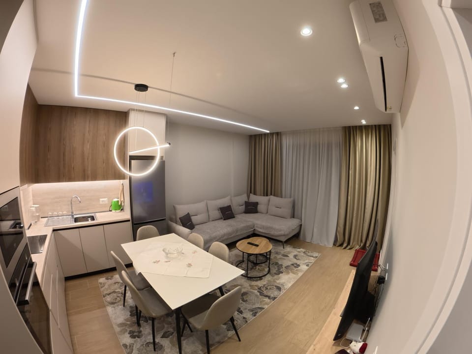 TV and multimedia, Kitchen or kitchenette, Living room, Seating area, Dining area, air conditioner