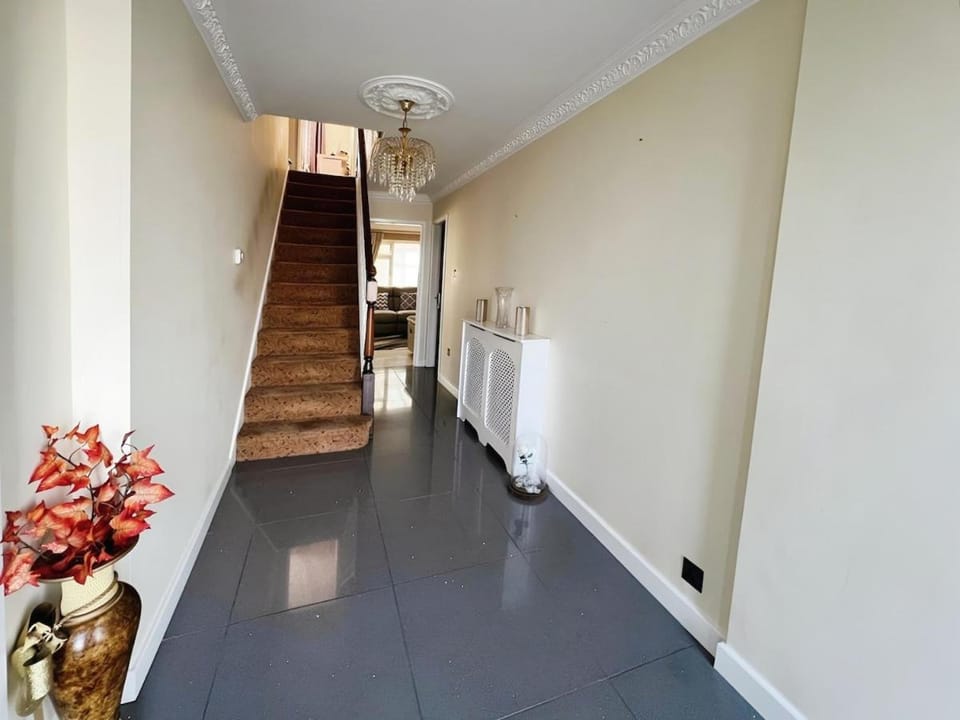 5 Bedroom House in Sutton Coldfield, Birmingham House in The Royal Town of Sutton Coldfield