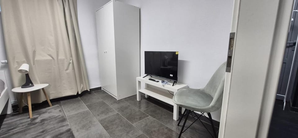 Communal lounge/ TV room, TV and multimedia, Evening entertainment