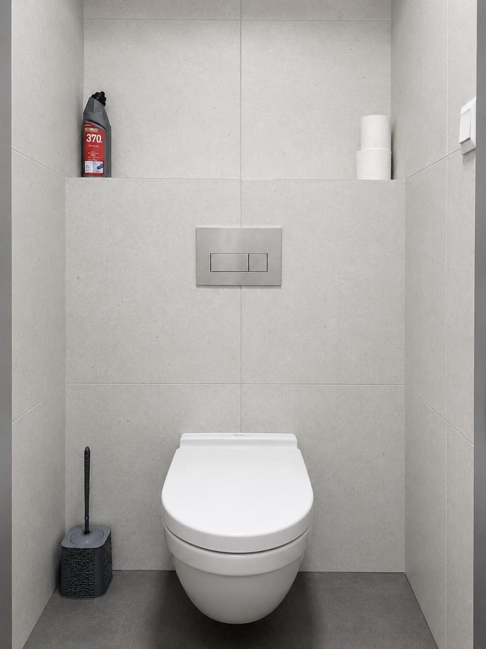 Chic city stay Metropolis free parking Apartment in Bratislava