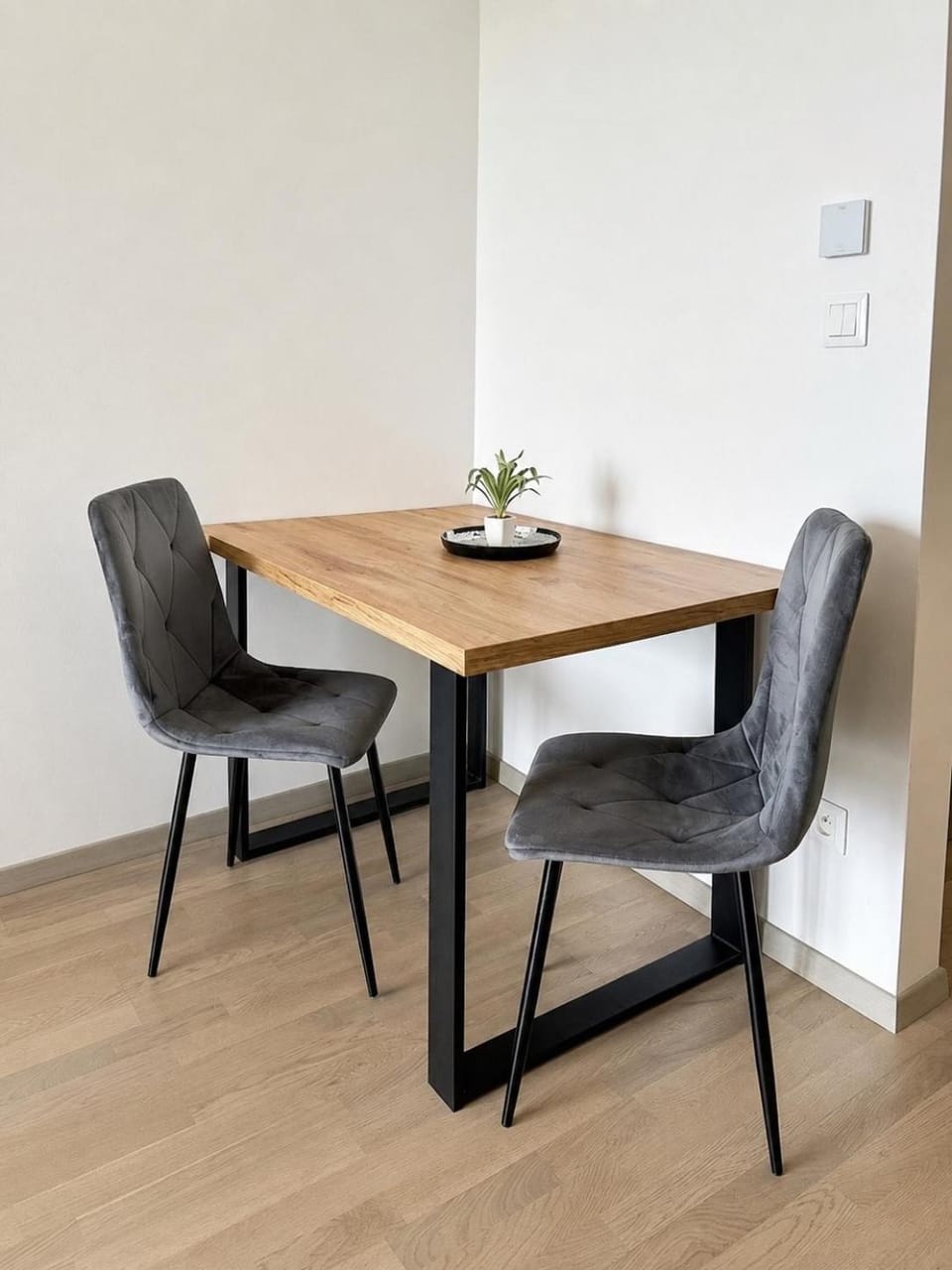 Chic city stay Metropolis free parking Apartment in Bratislava
