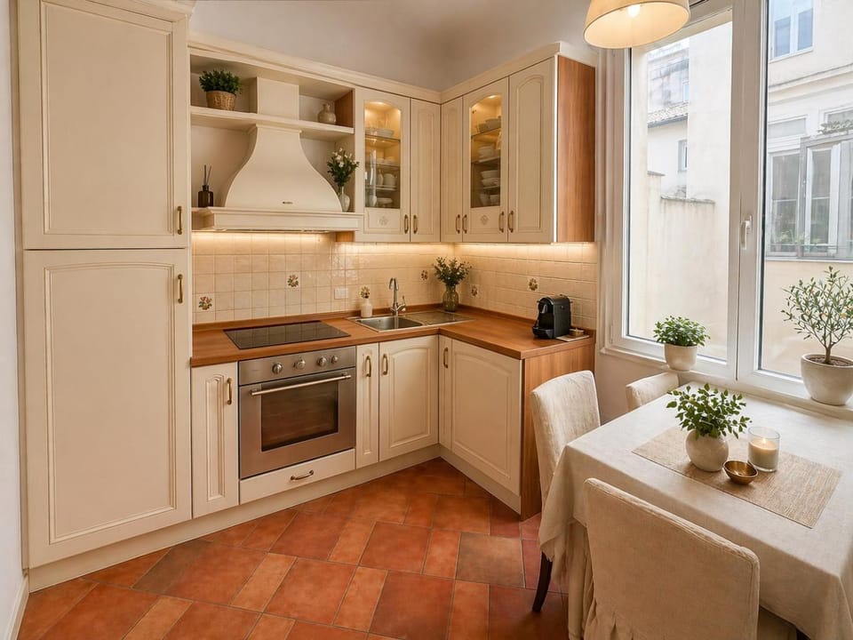 Kitchen or kitchenette